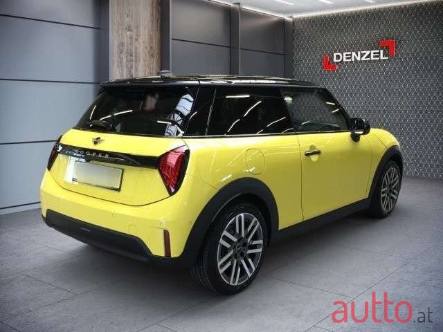 2024' MINI Mini photo #4