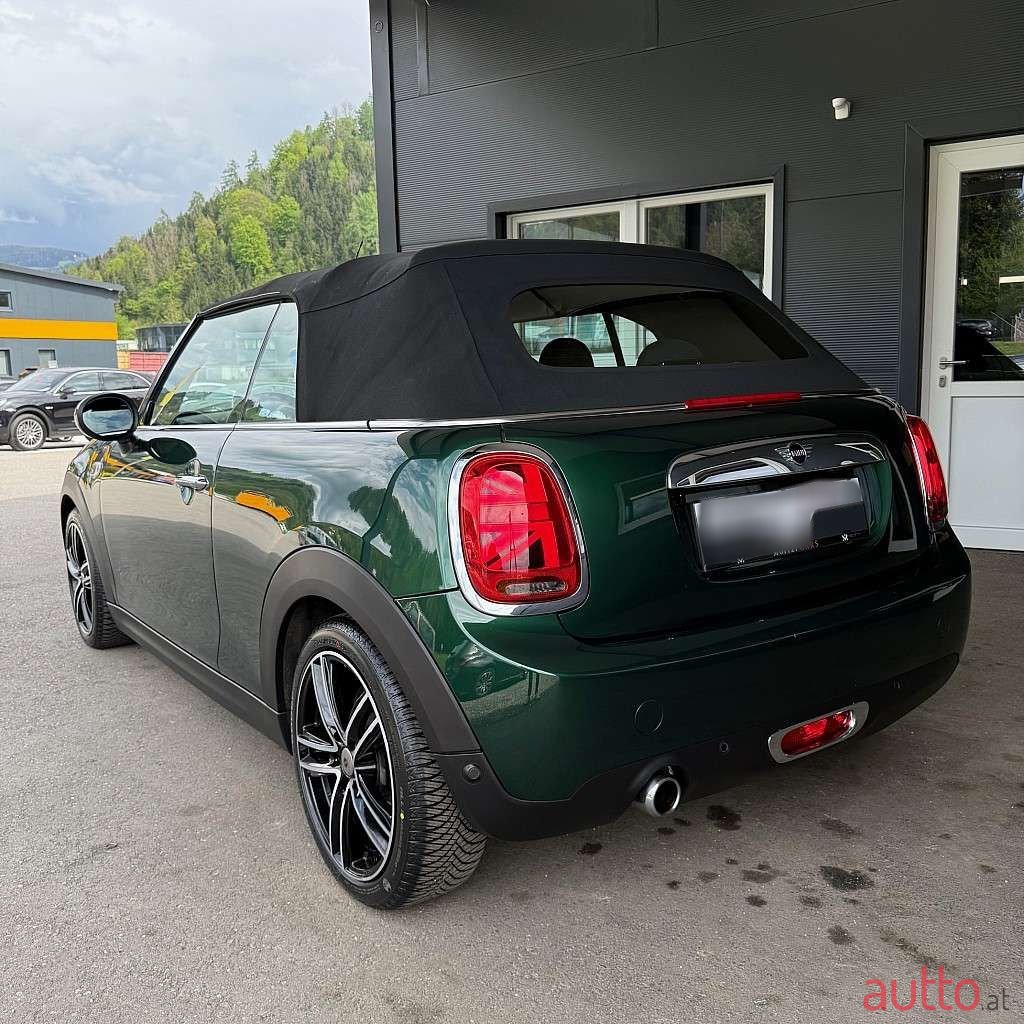 2018' MINI Cabrio photo #3
