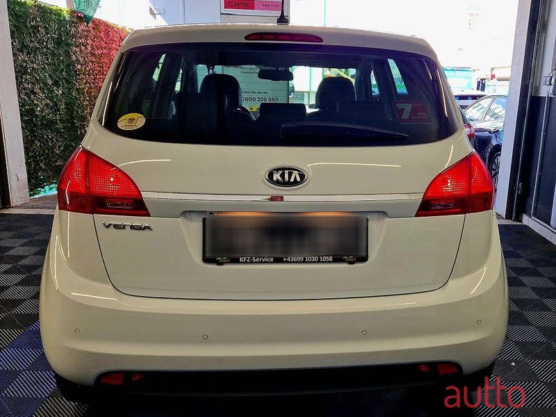 2017' Kia Venga photo #4