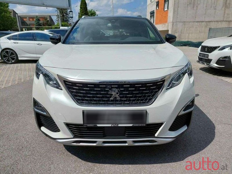 2020' Peugeot 3008 photo #2