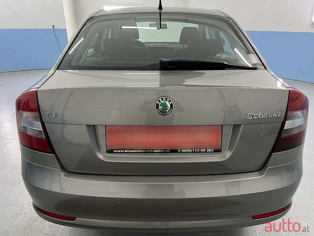 2009' Skoda Octavia photo #4