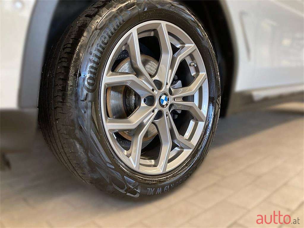 2019' BMW X3 photo #3