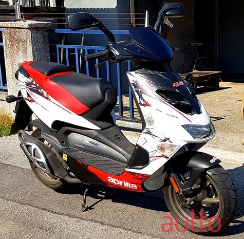 2016' Aprilia SR 50 LC photo #1