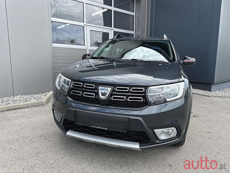 2020' Dacia Sandero photo #3