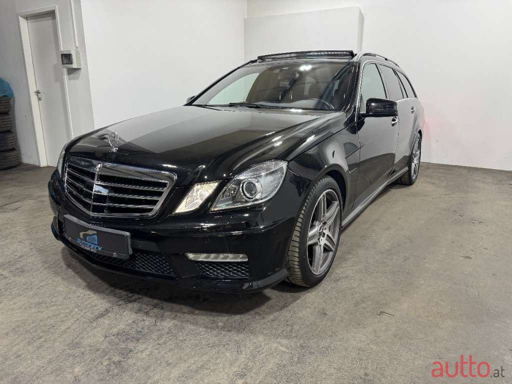 2012' Mercedes-Benz E-Klasse photo #5