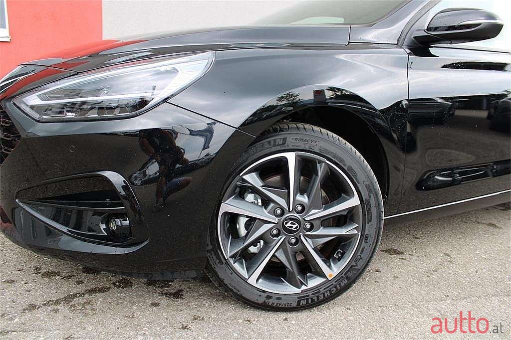 2024' Hyundai i30 photo #2