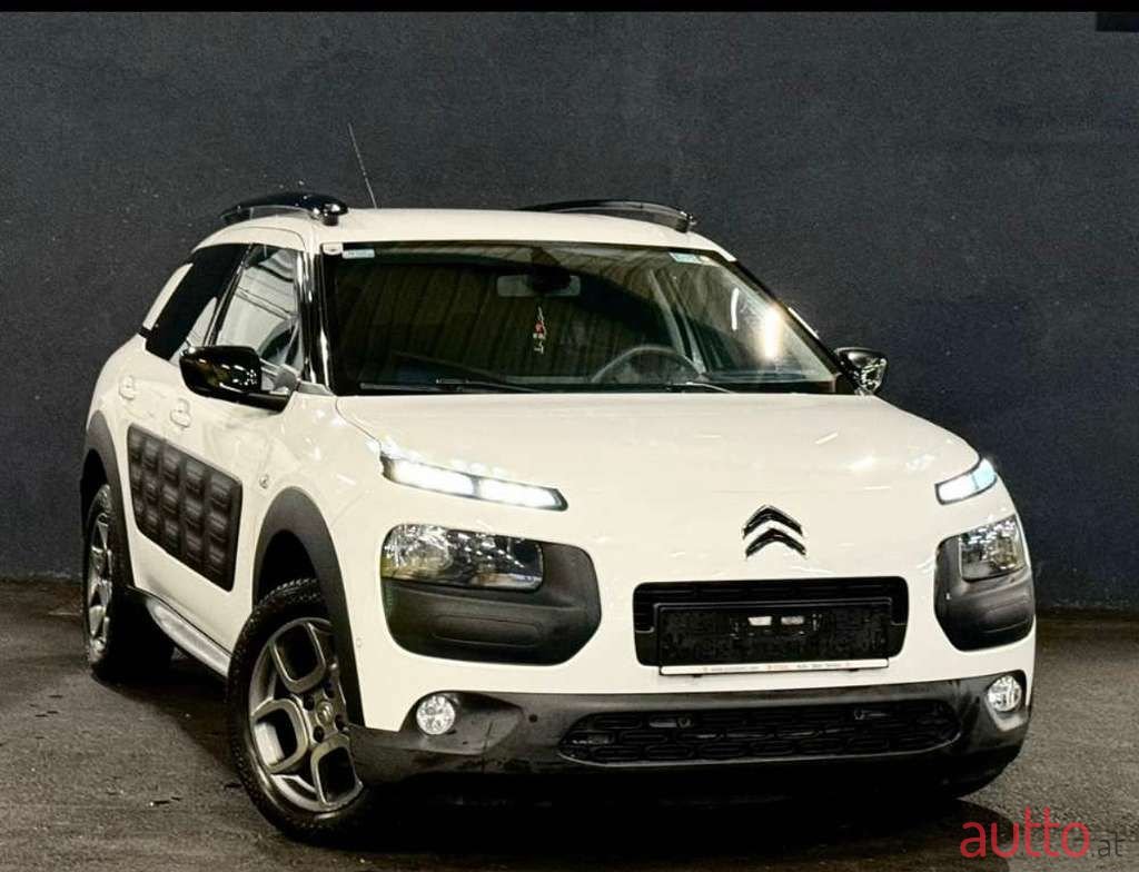 2015' Citroen C4 Cactus photo #2