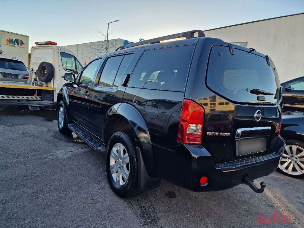 2006' Nissan Pathfinder photo #3