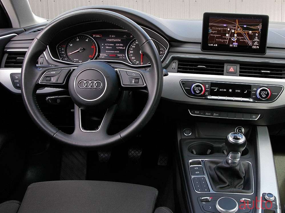 2017' Audi A4 photo #1