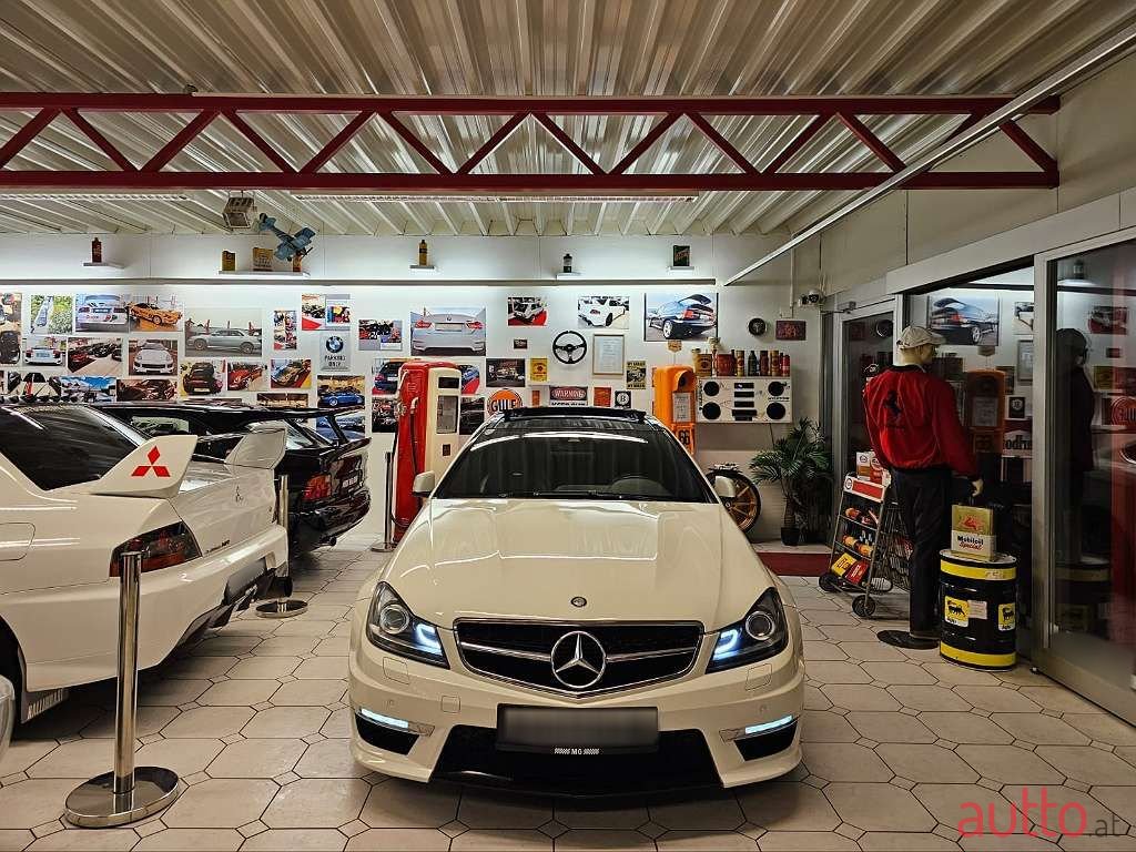 2012' Mercedes-Benz C-Klasse photo #6