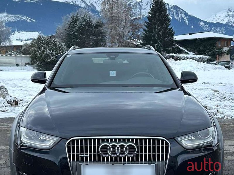 2015' Audi A4 Allroad photo #2