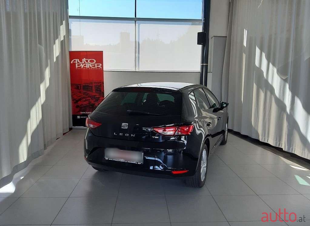2015' SEAT Leon photo #4
