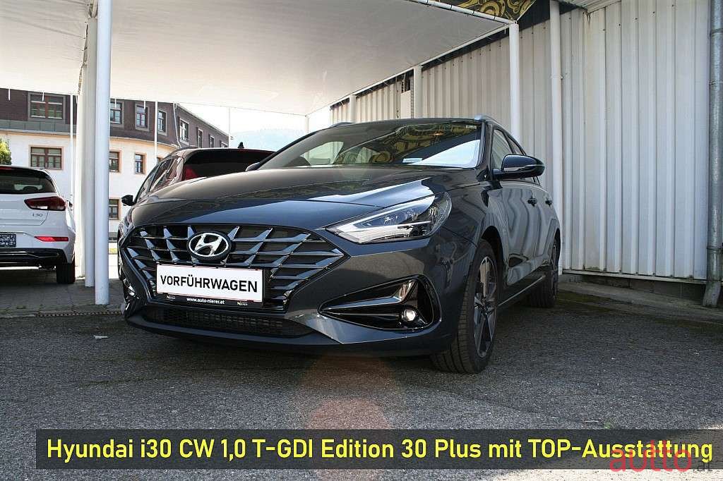 2022' Hyundai i30 photo #1