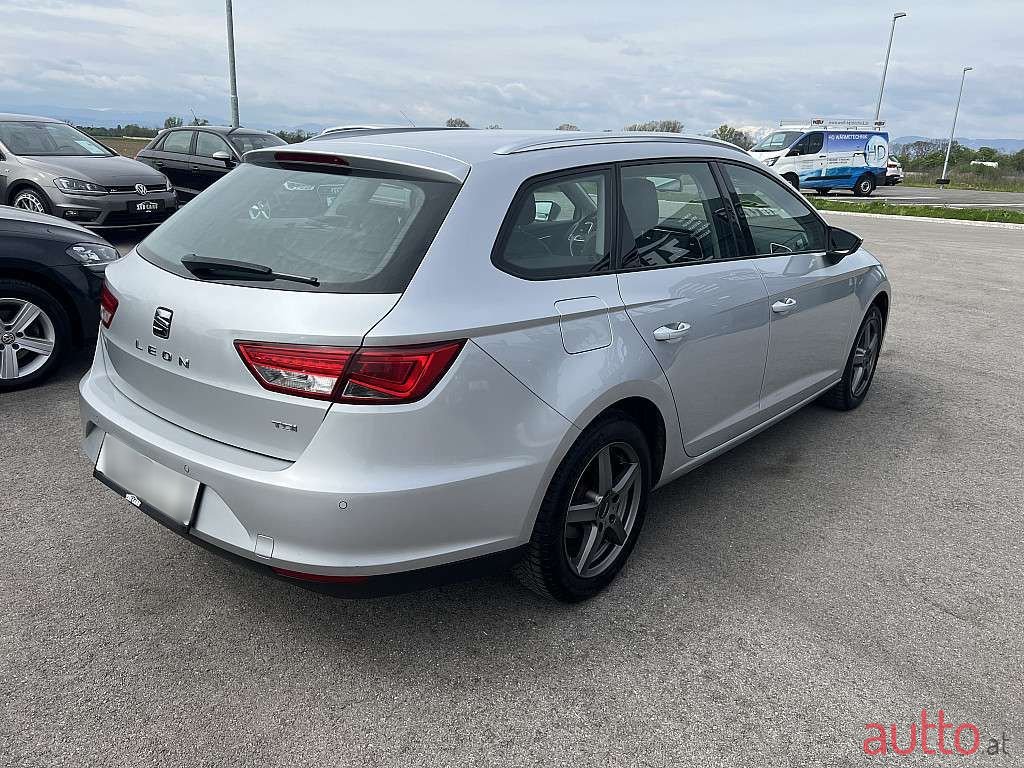 2015' SEAT Leon photo #6