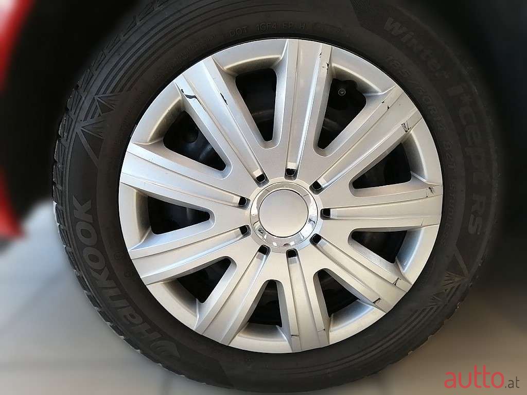 2014' Mazda Mazda2 photo #2