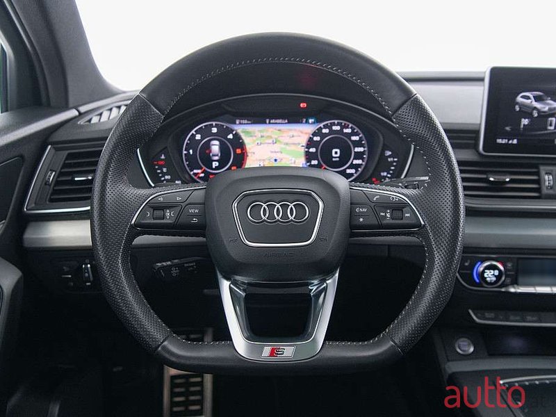 2020' Audi Q5 photo #5