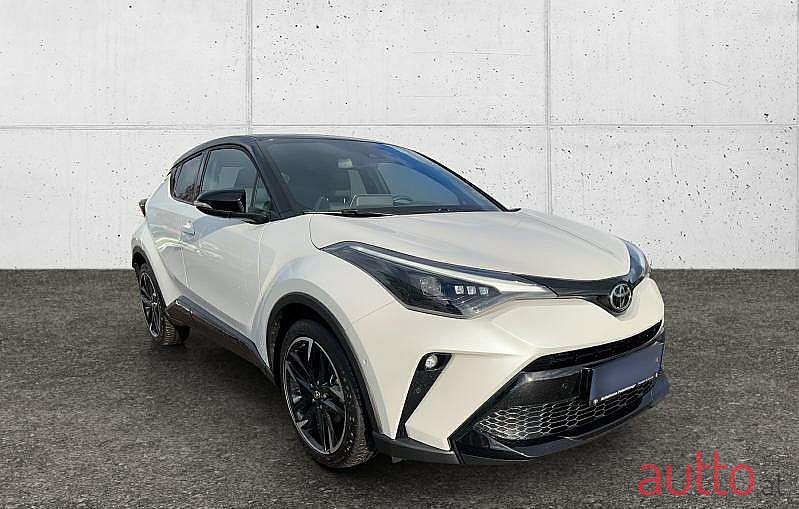 2023' Toyota C-HR photo #4