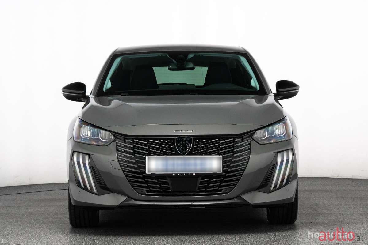 2024' Peugeot e-208 photo #2