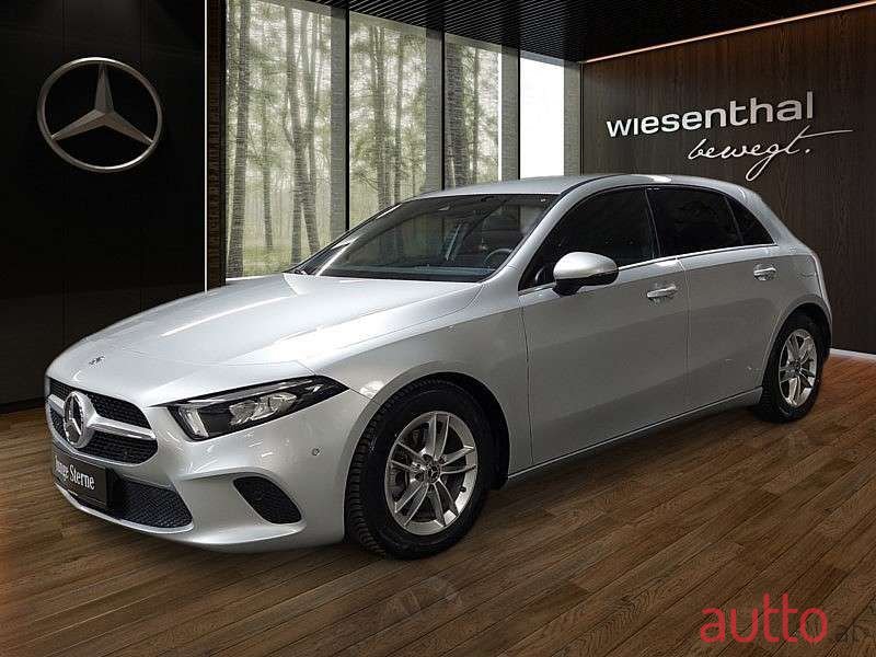 2020' Mercedes-Benz A-Klasse photo #4