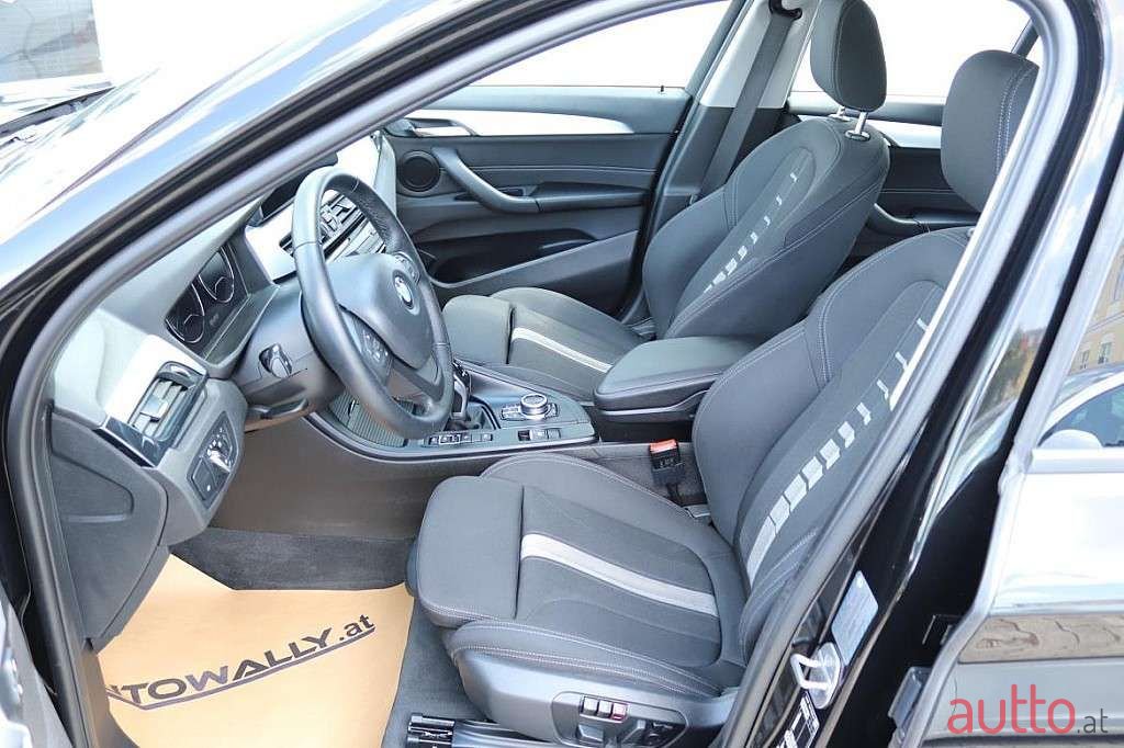 2022' BMW X1 photo #5