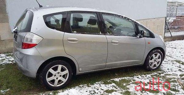 2010' Honda Jazz photo #1