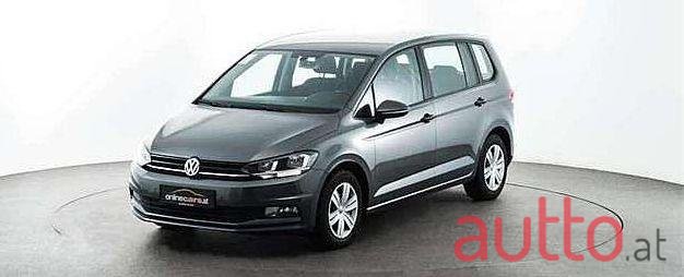 2016' Volkswagen Touran photo #1