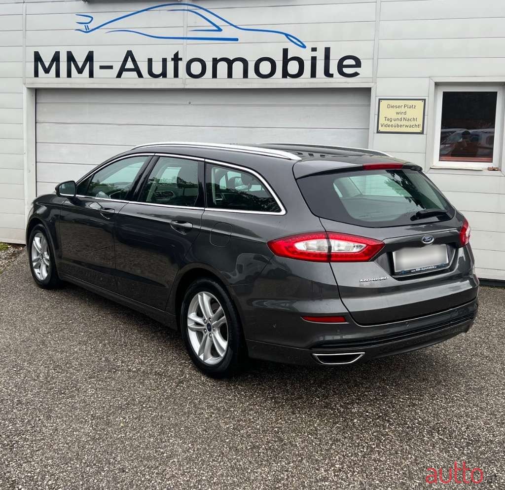 2015' Ford Mondeo photo #2