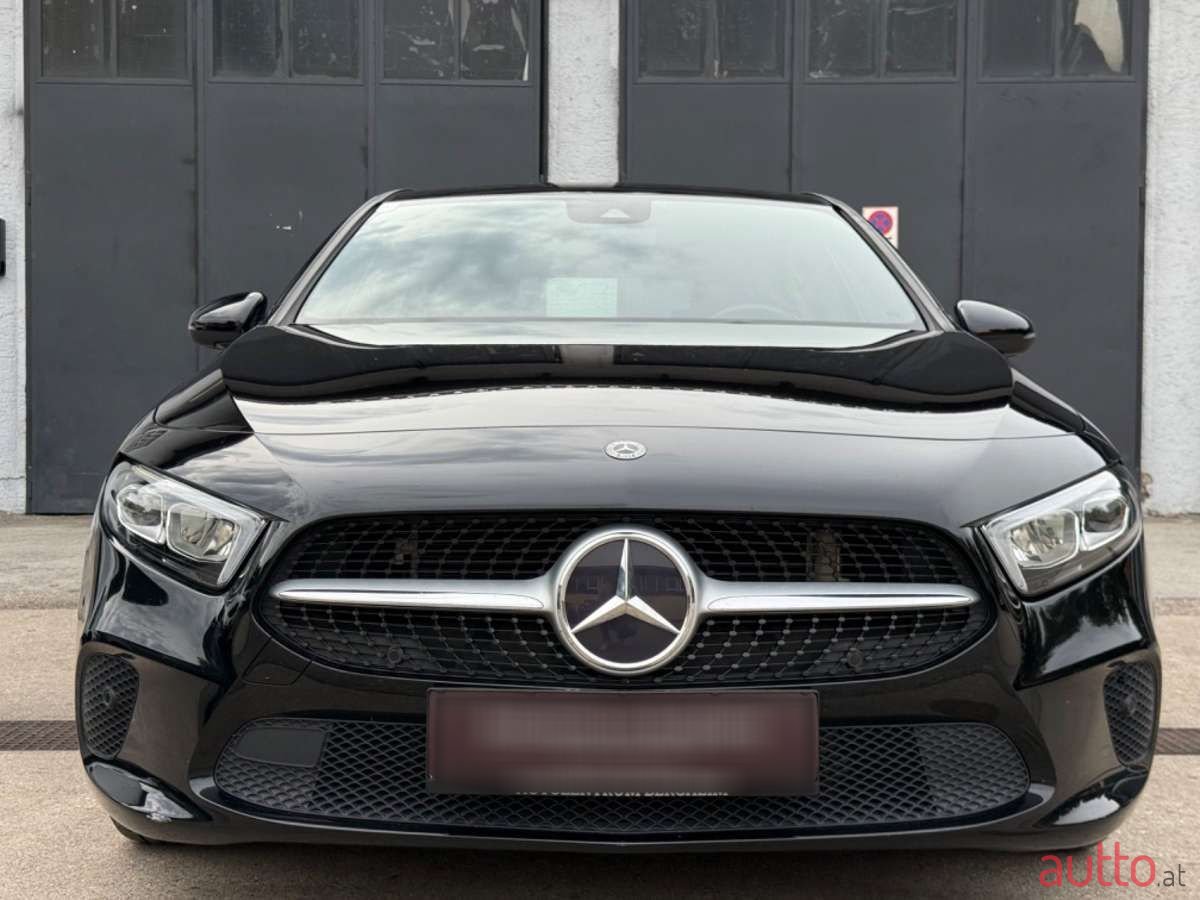 2019' Mercedes-Benz A-Klasse photo #4