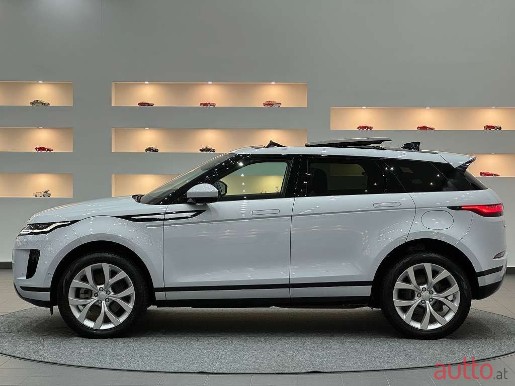 2021' Land Rover Range Rover Evoque photo #4