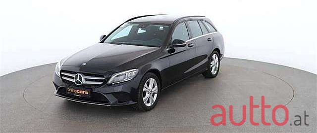 2019' Mercedes-Benz C-Klasse photo #1