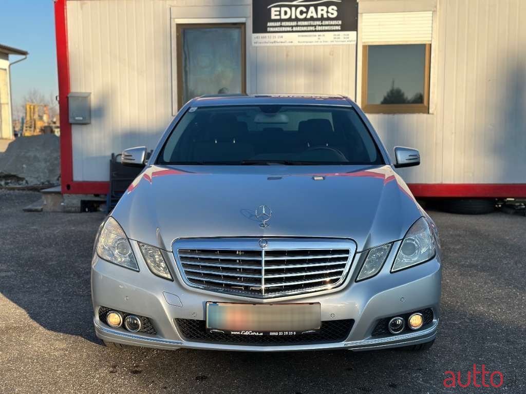 2009' Mercedes-Benz E-Klasse photo #5