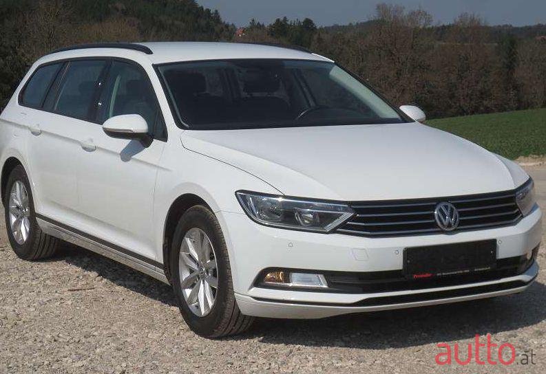 2016' Volkswagen Passat photo #1