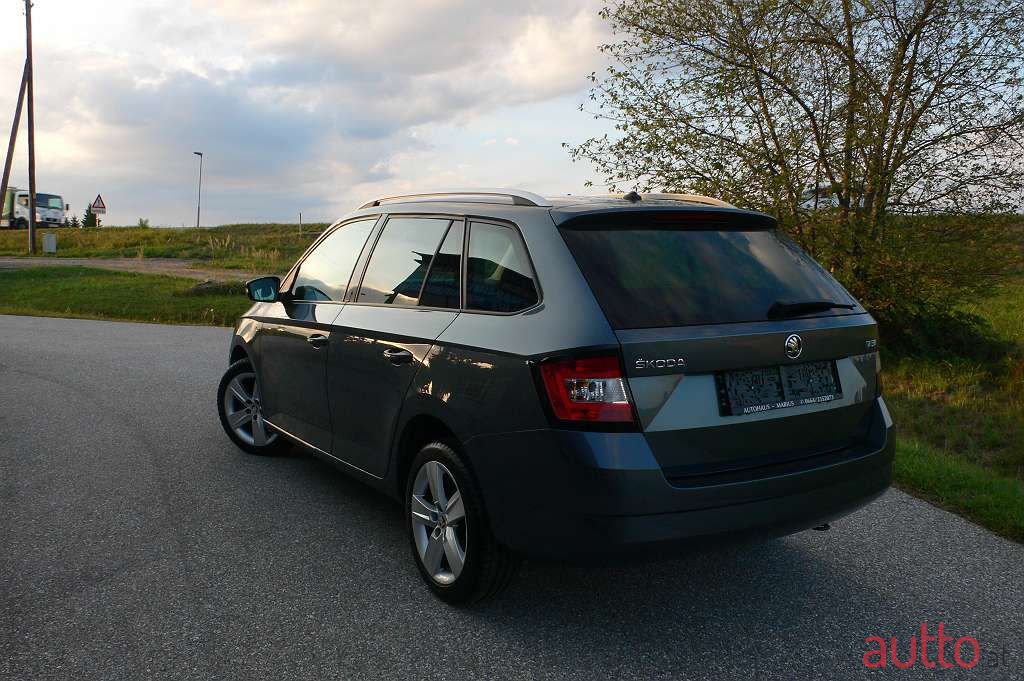 2017' Skoda Fabia photo #2