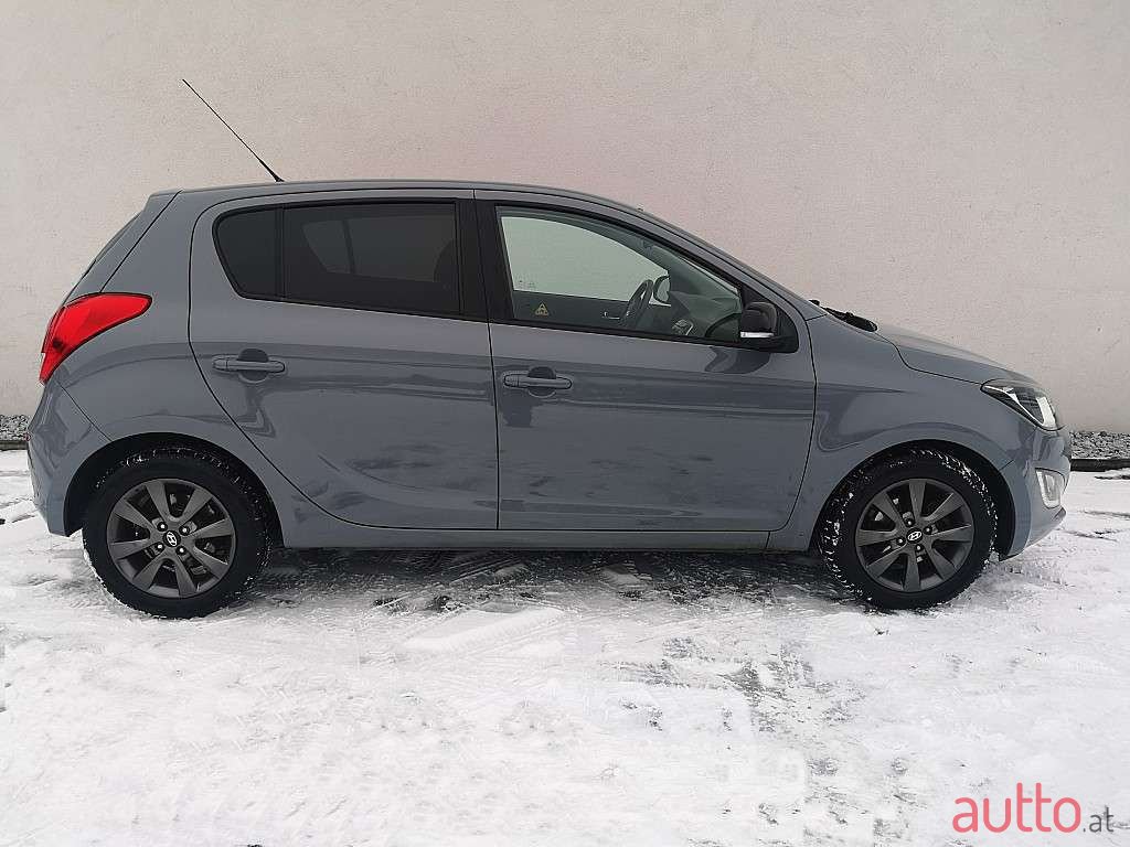 2014' Hyundai i20 photo #4
