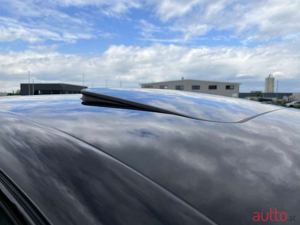 2010' Porsche Cayenne photo #5