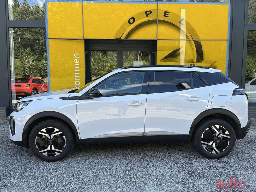 2024' Peugeot 2008 photo #3