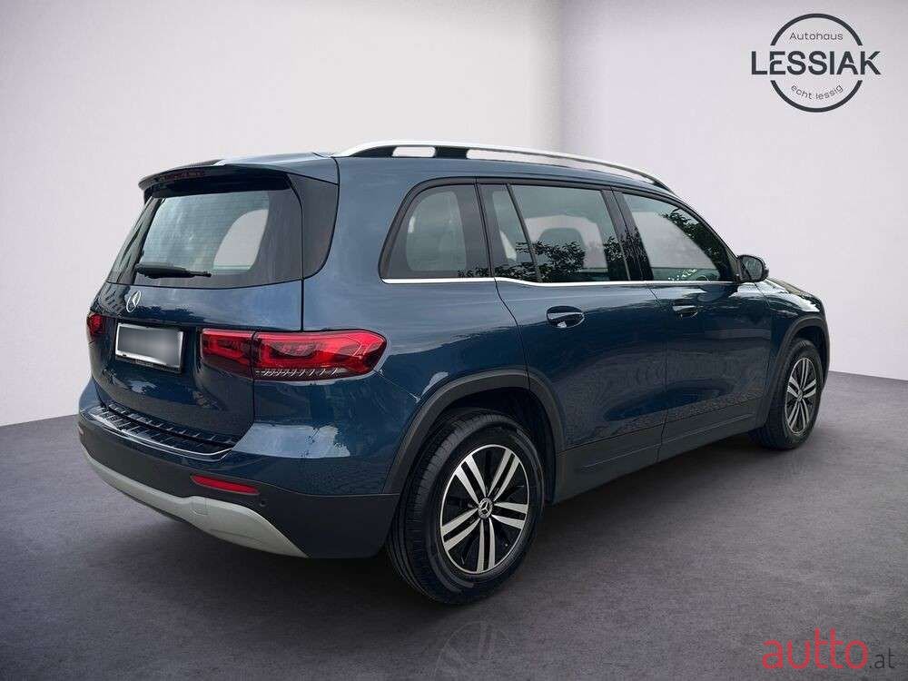 2021' Mercedes-Benz GLB photo #4