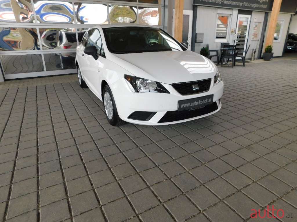 2013' SEAT Ibiza photo #1