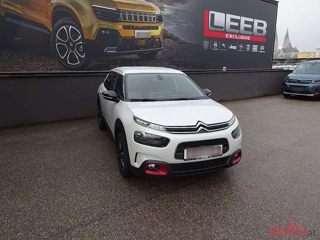 2018' Citroen C4 Cactus photo #2