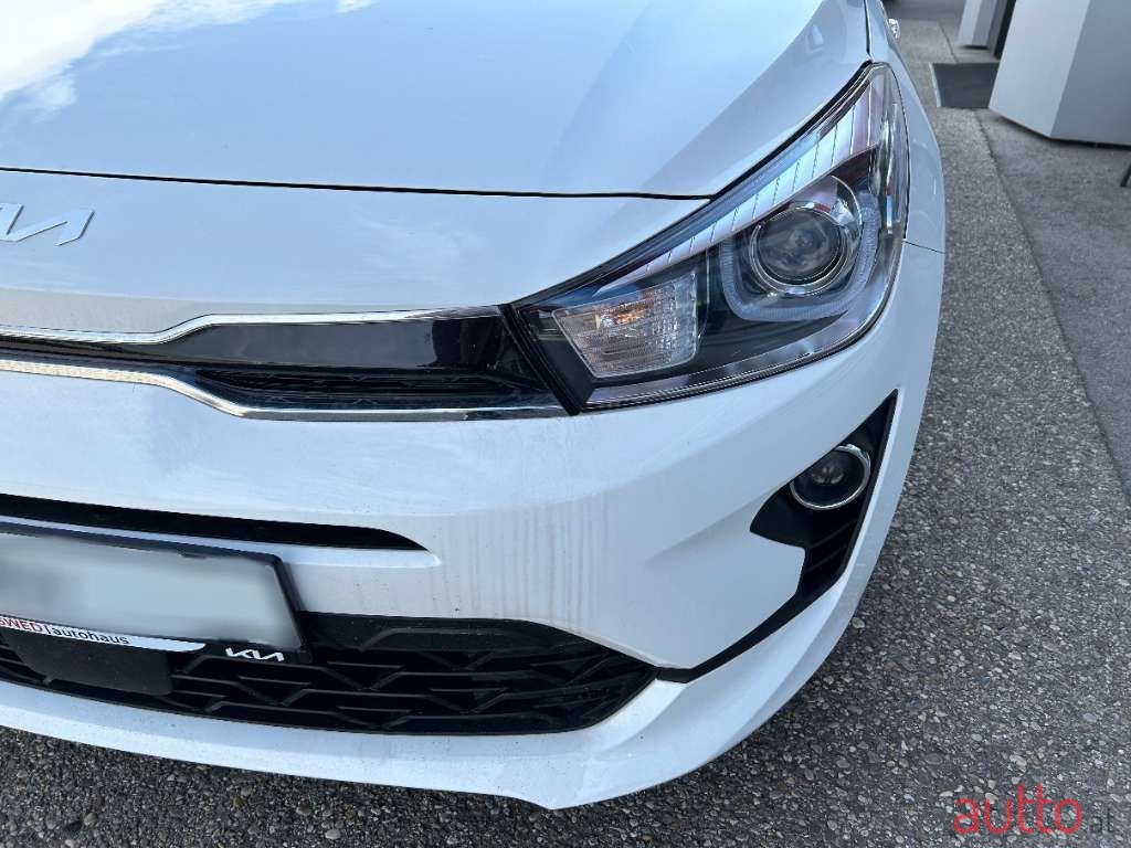 2022' Kia Rio photo #3