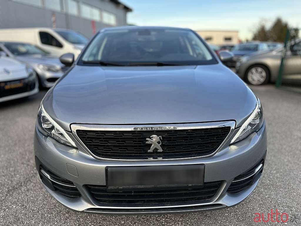 2019' Peugeot 308 photo #2