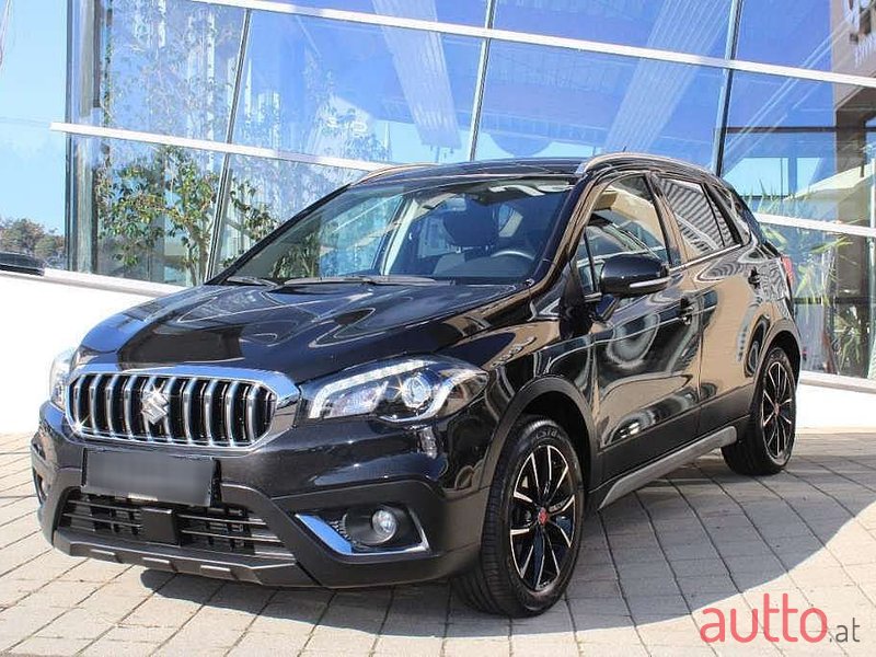 2019' Suzuki SX4 photo #4