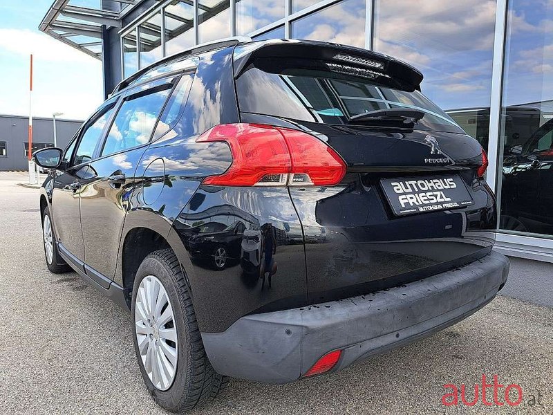 2014' Peugeot 2008 photo #4