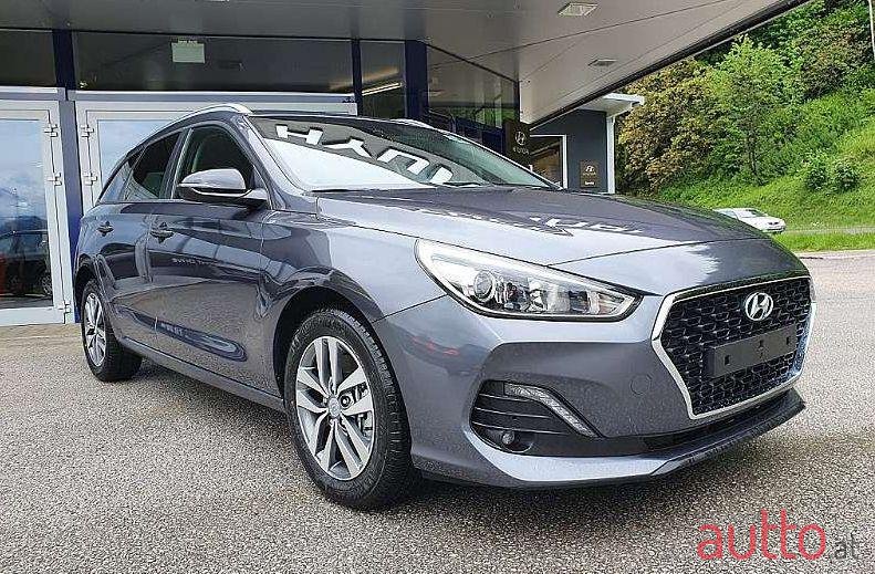 2019' Hyundai I30 photo #1