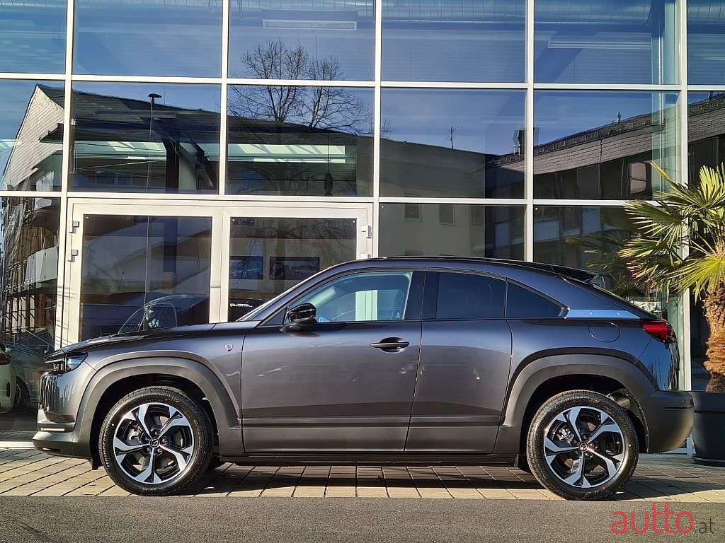 2024' Mazda MX-30 photo #3