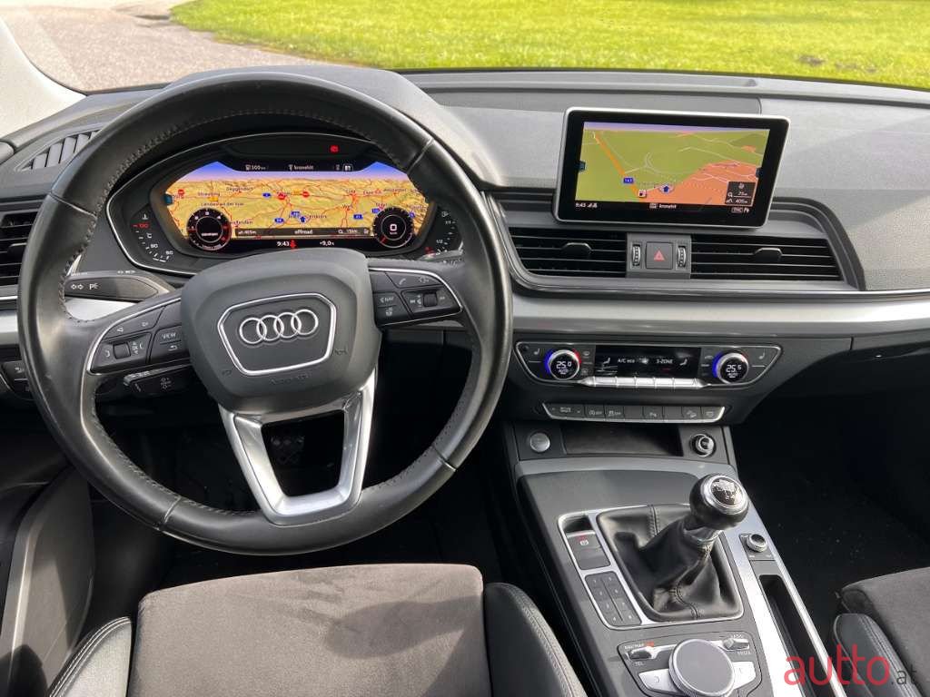 2018' Audi Q5 photo #2