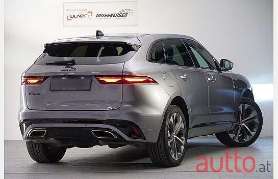 2022' Jaguar F-Pace photo #2