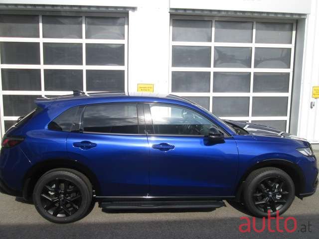 2023' Honda ZR-V photo #2