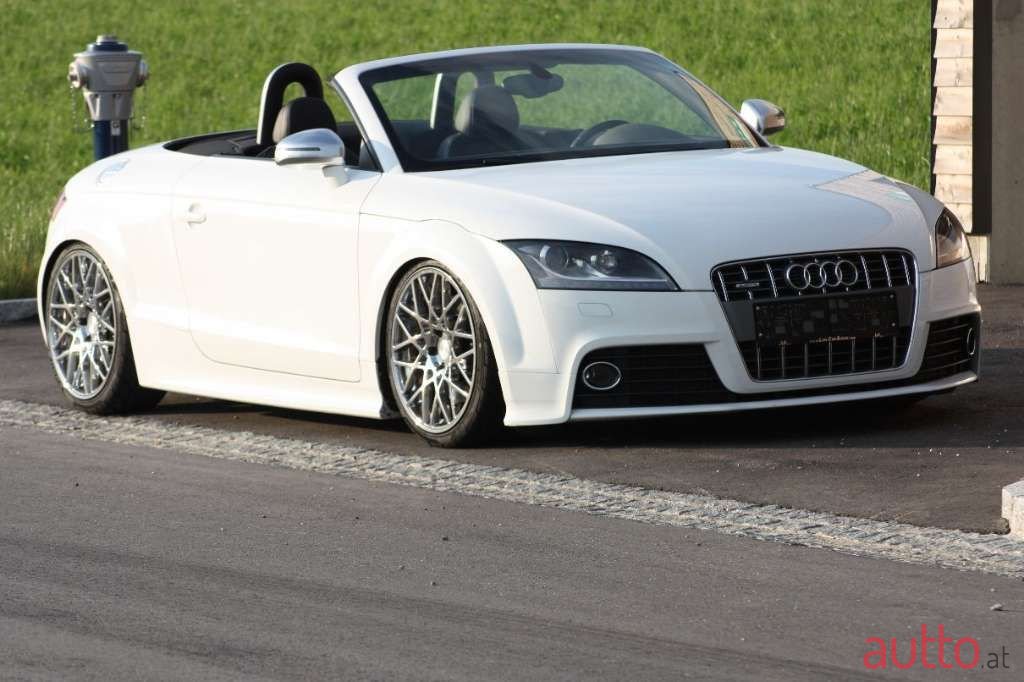 2010' Audi TT photo #5