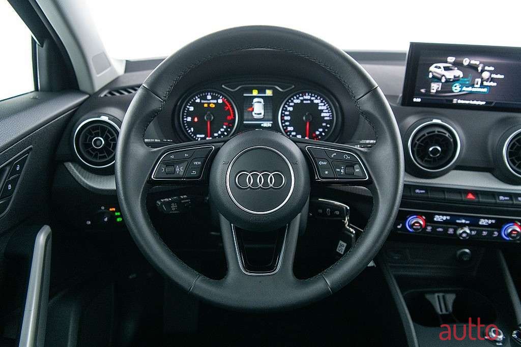 2022' Audi Q2 photo #6